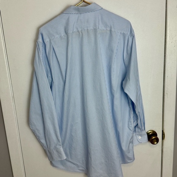 Cooper & Stewart Classic Light Blue Striped Button Down Shirt 16 1/2 neck 32” L - Picture 2 of 4